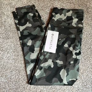 Brand new camo Athleta leggings!